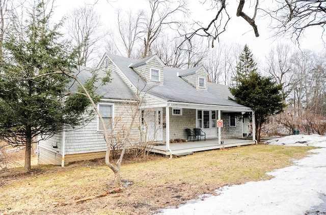 48 Locust Grove - Photo 1