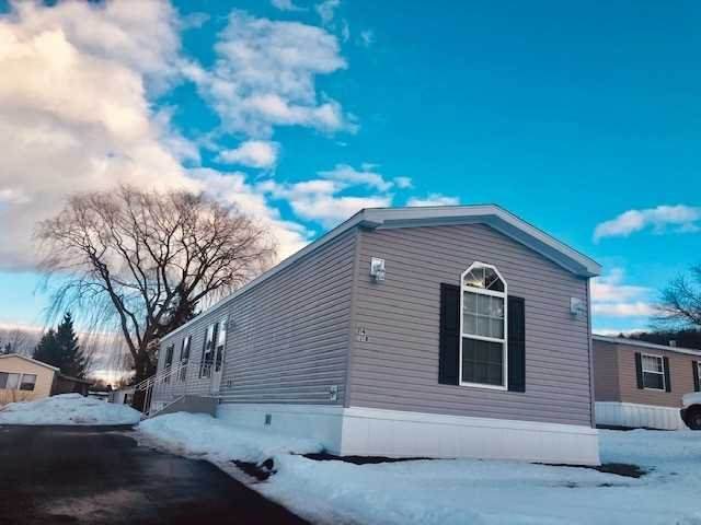 114 PEWTER LANE - Photo 1