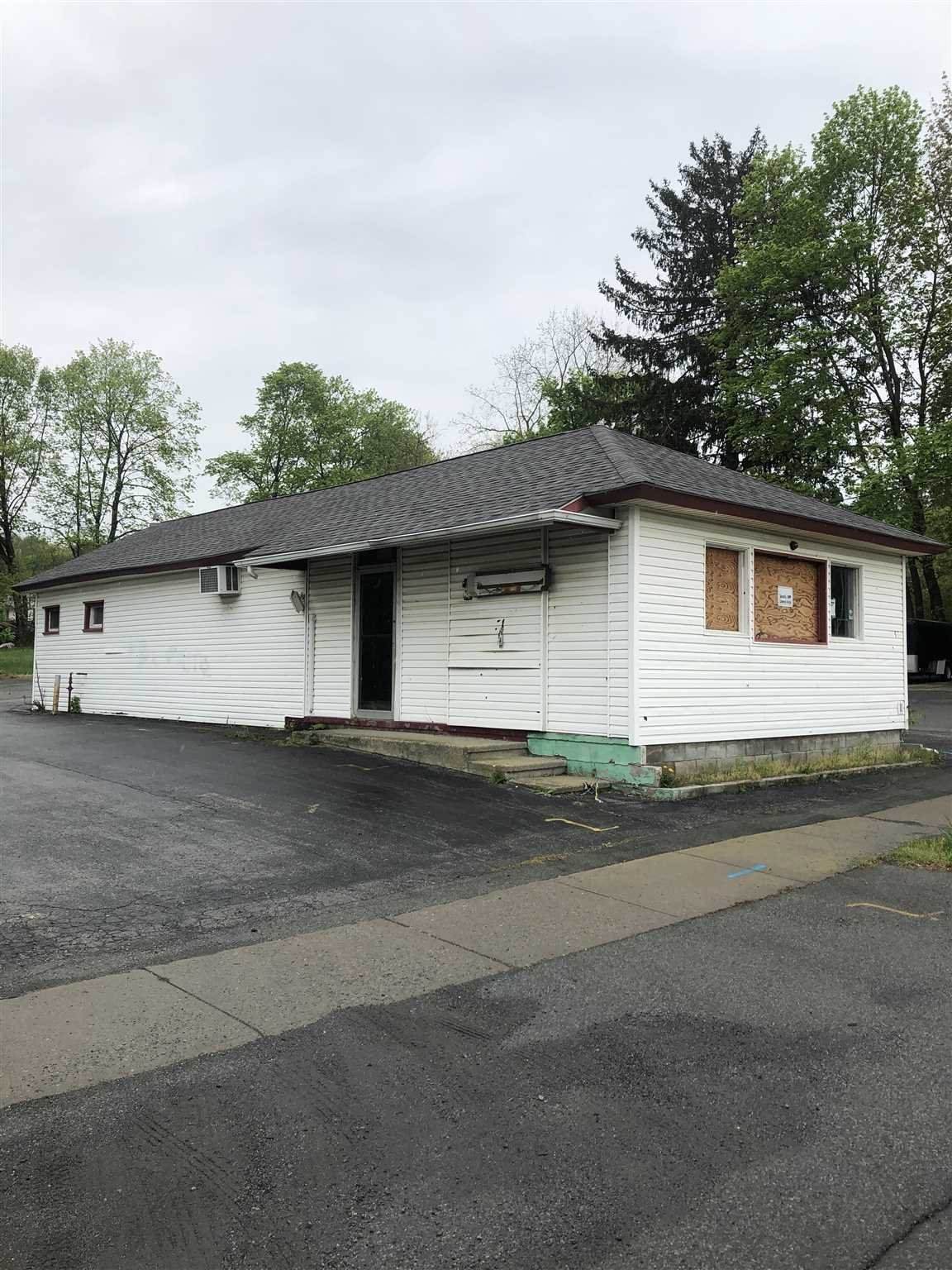 51 Fairview Ave - Photo 1