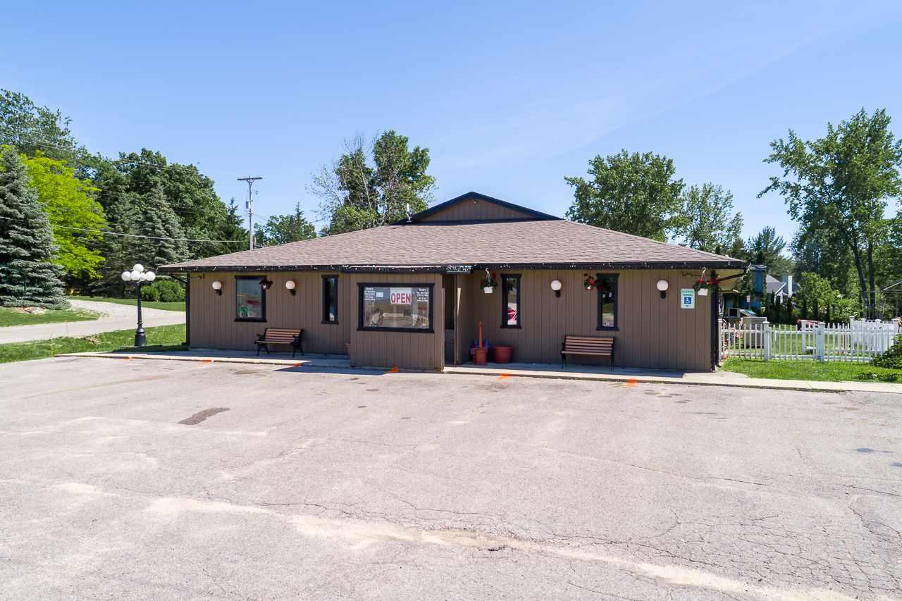 1108 Estey - Photo 1