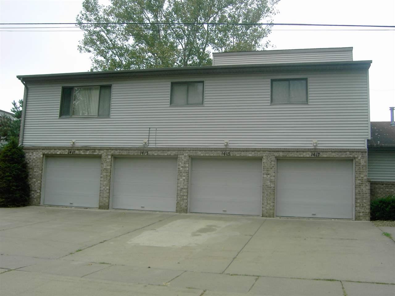 1413 Illinois - Photo 1