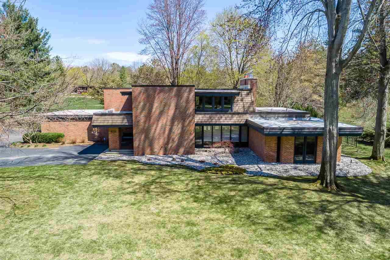 3716 Valley Dr - Photo 1