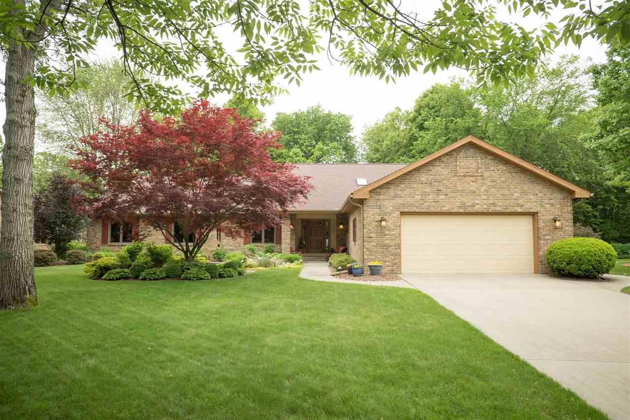 5905 Woodberry Dr - Photo 1