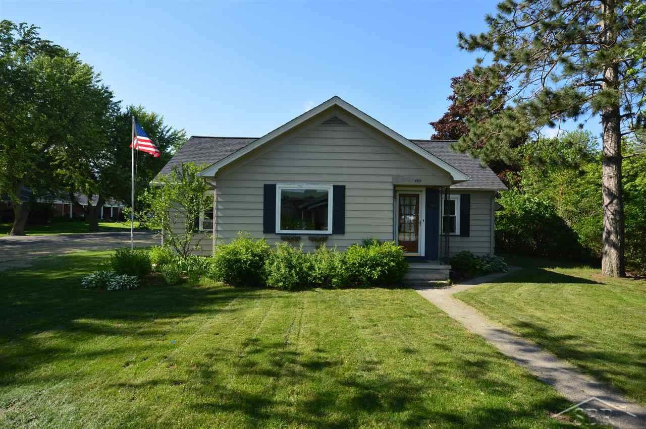492 Thomas - Photo 1