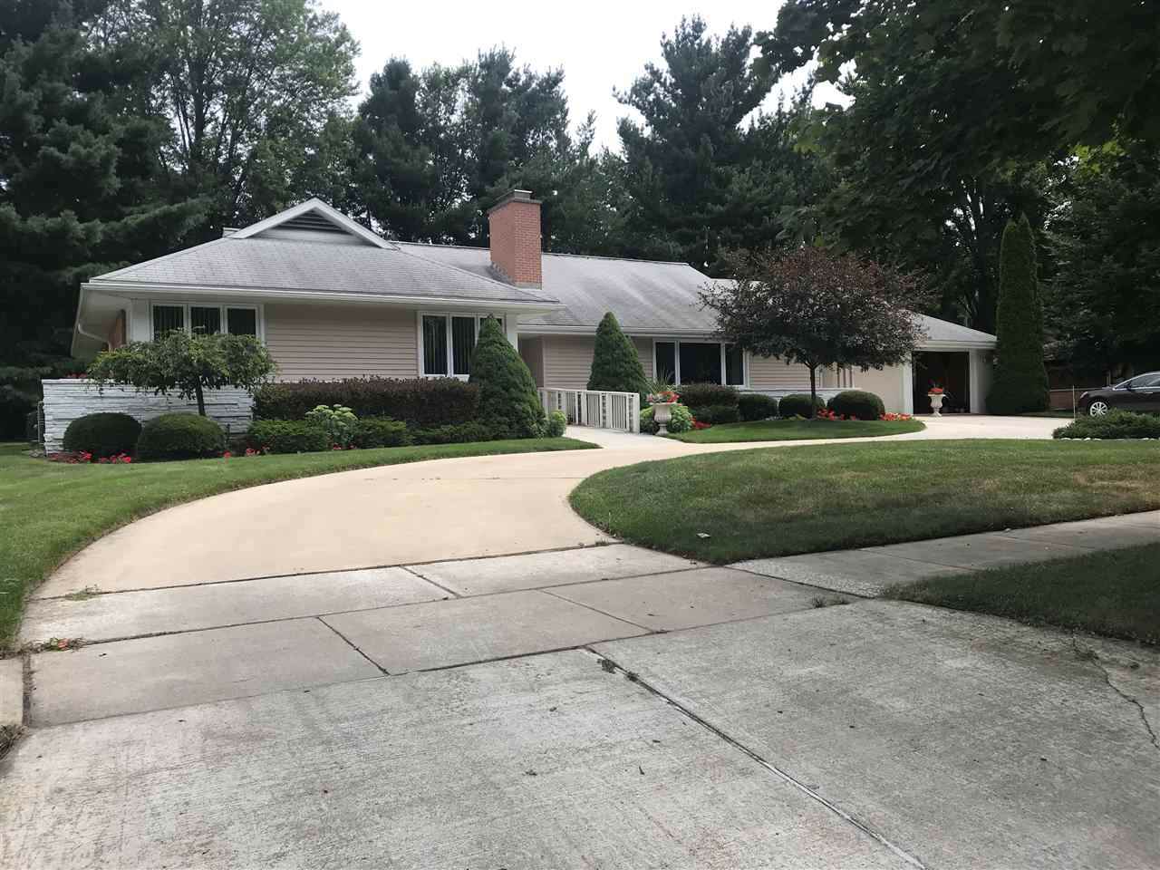 4414 Washington - Photo 1