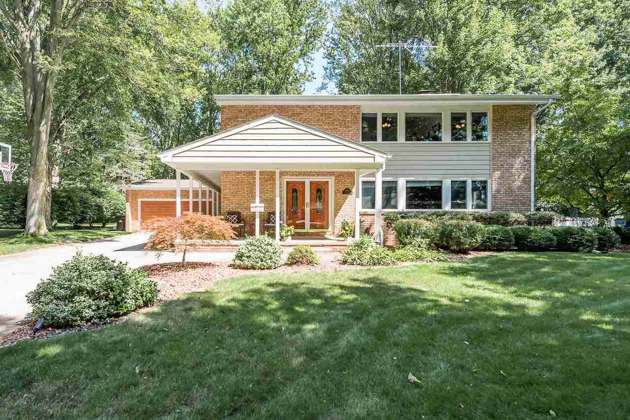 4400 James - Photo 1