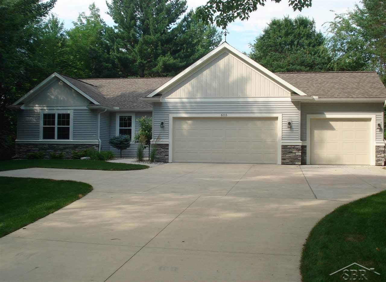 6115 Oak Hollow - Photo 1