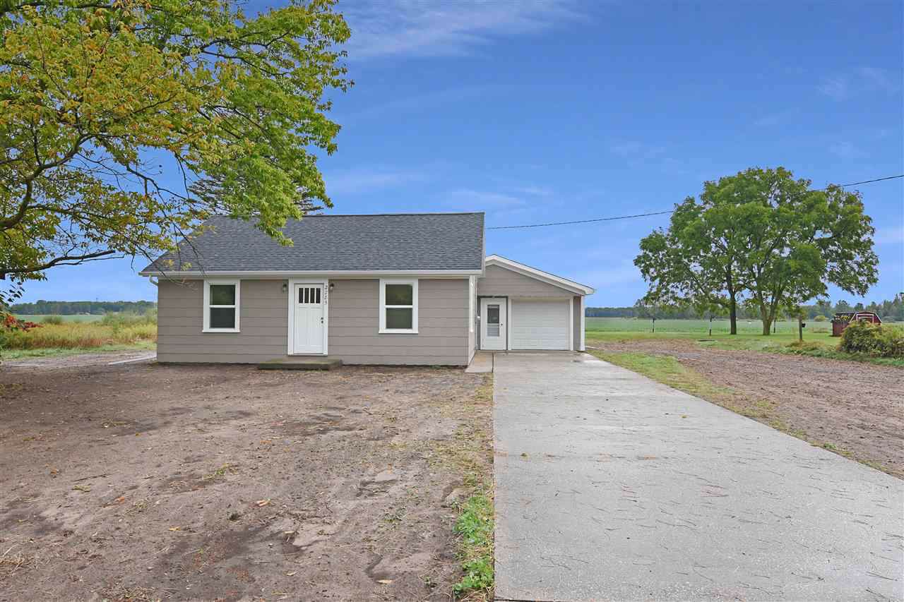 2285 Hemlock Rd - Photo 1