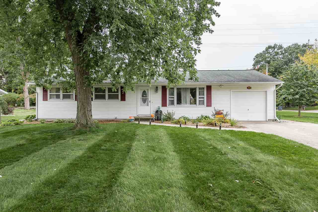 2621 St Marys Drive - Photo 1