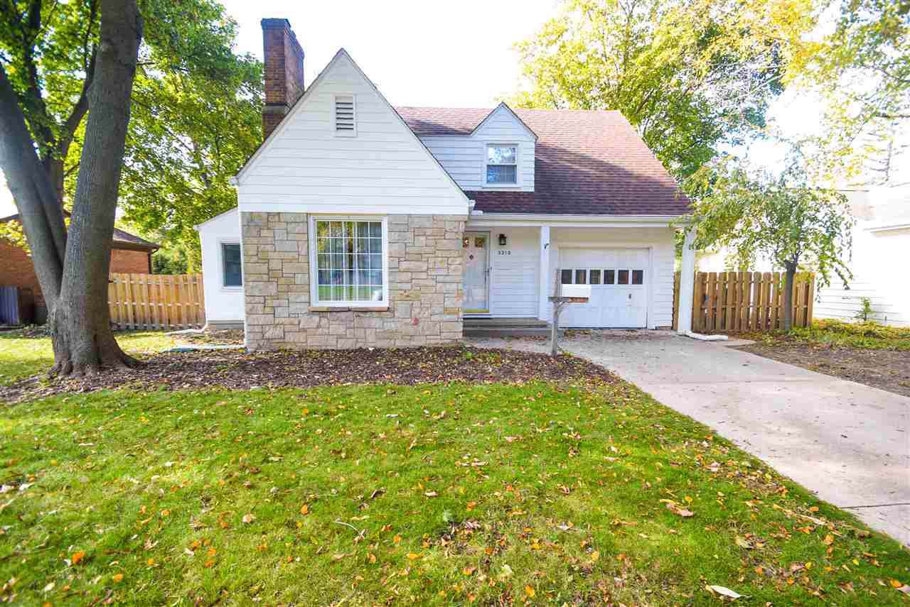 3213 Nelson - Photo 1