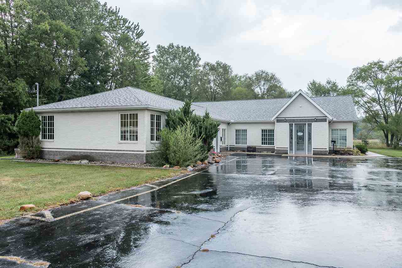 2740 Meridian - Photo 1