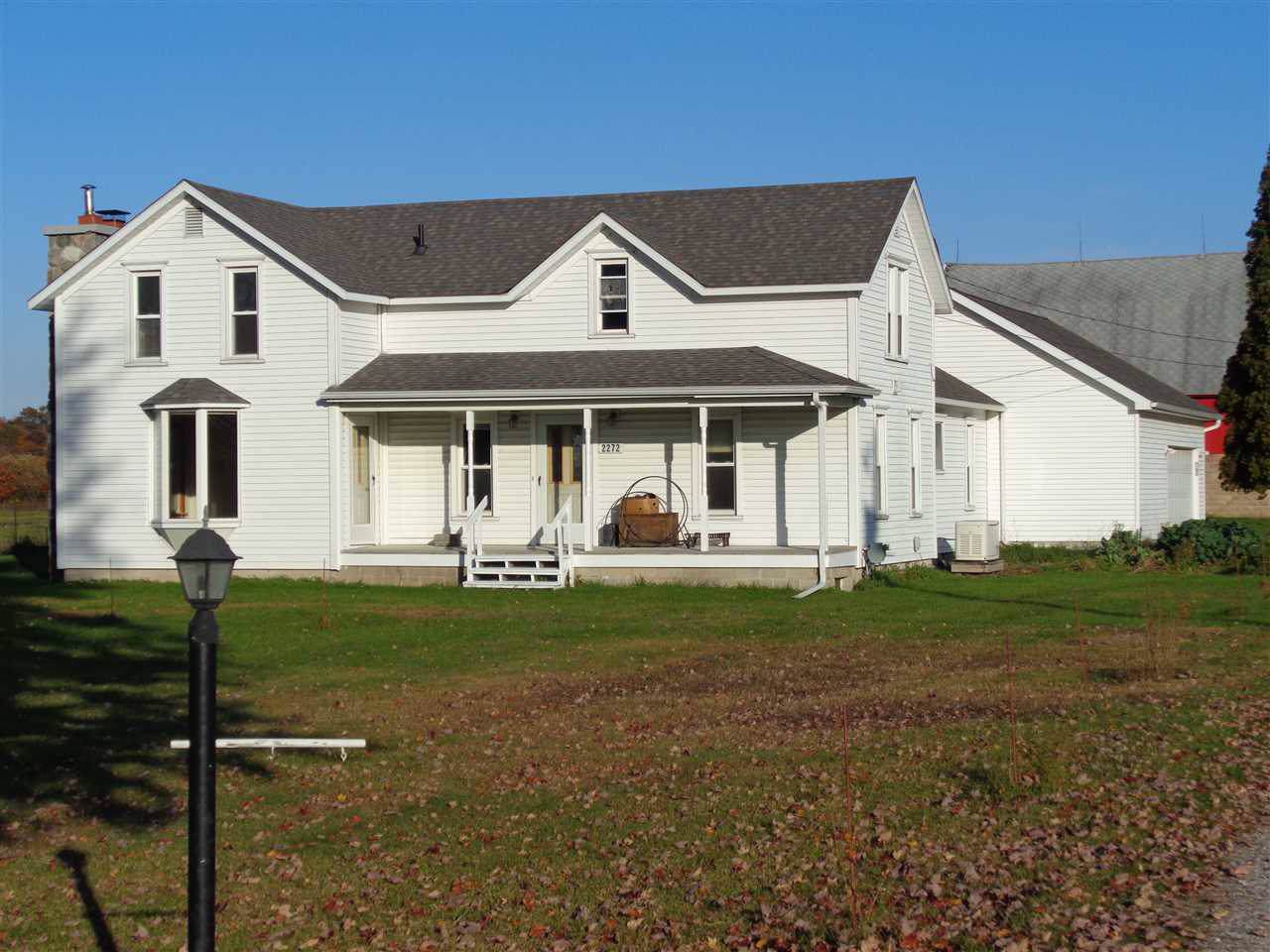 2272 Stark - Photo 1
