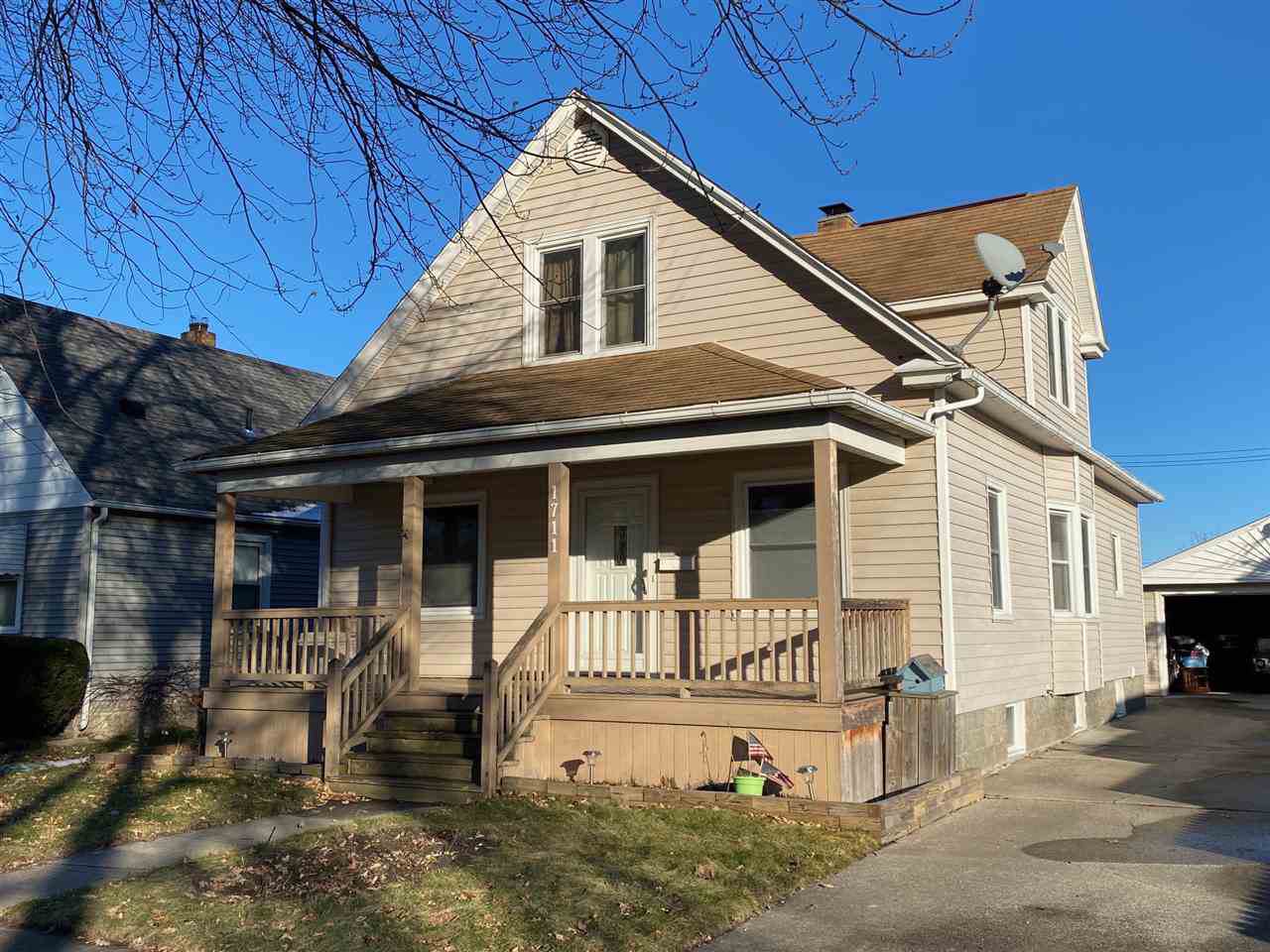 1711 Van Buren St. - Photo 1