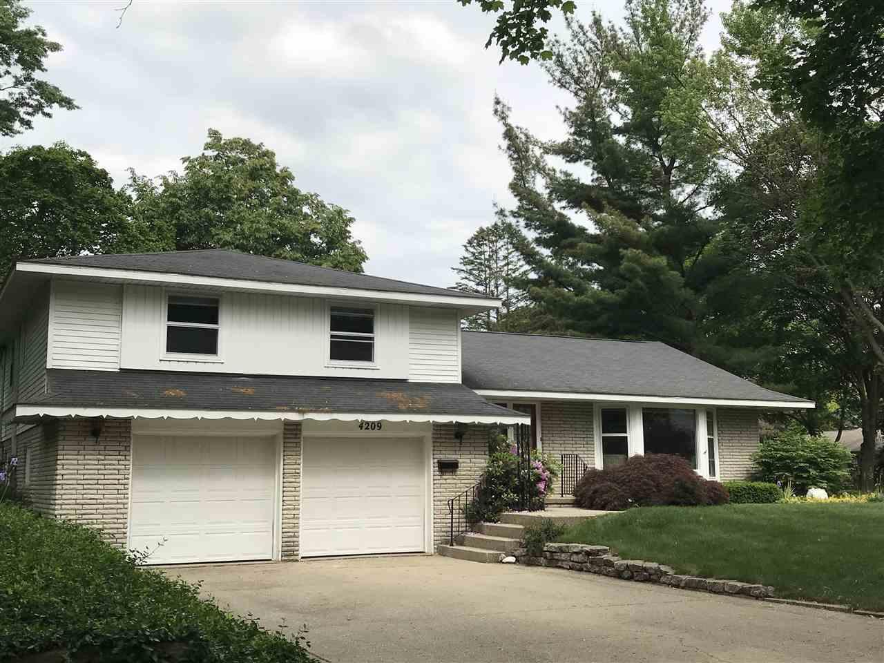 4209 Arlington Street - Photo 1