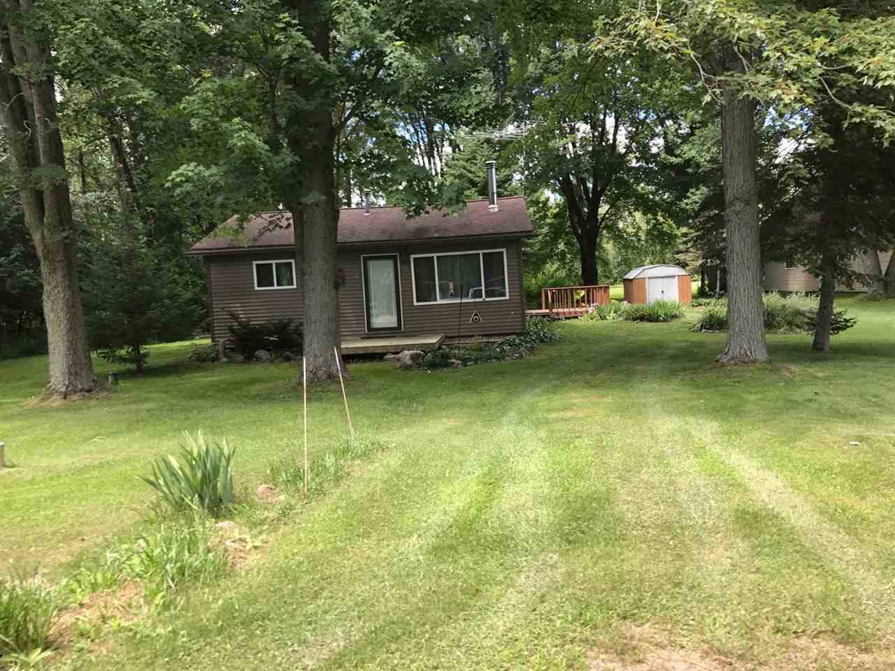 1381 Lakeview Drive - Photo 1
