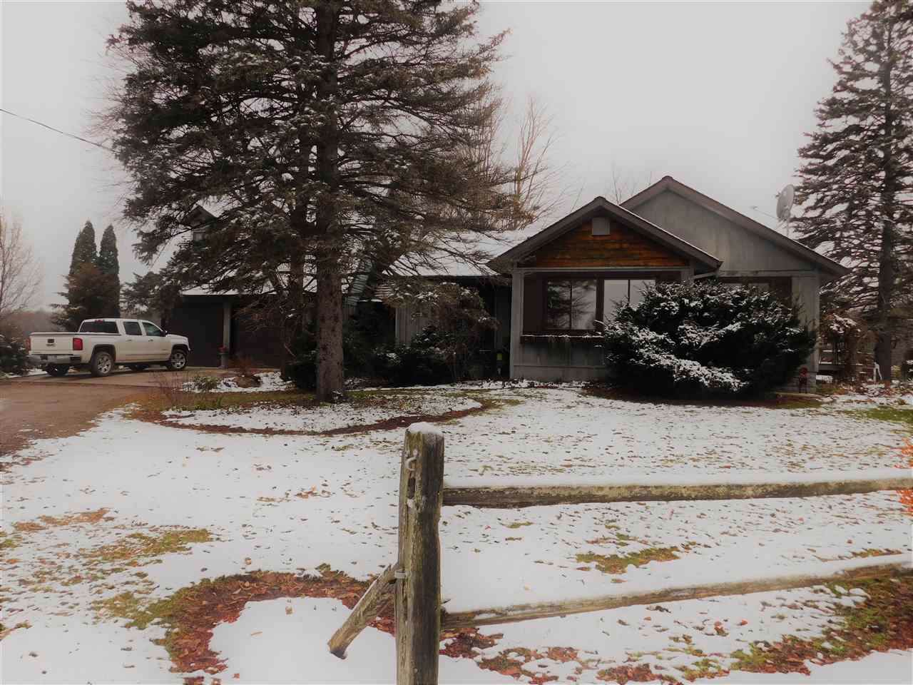 8070 Chapin - Photo 1