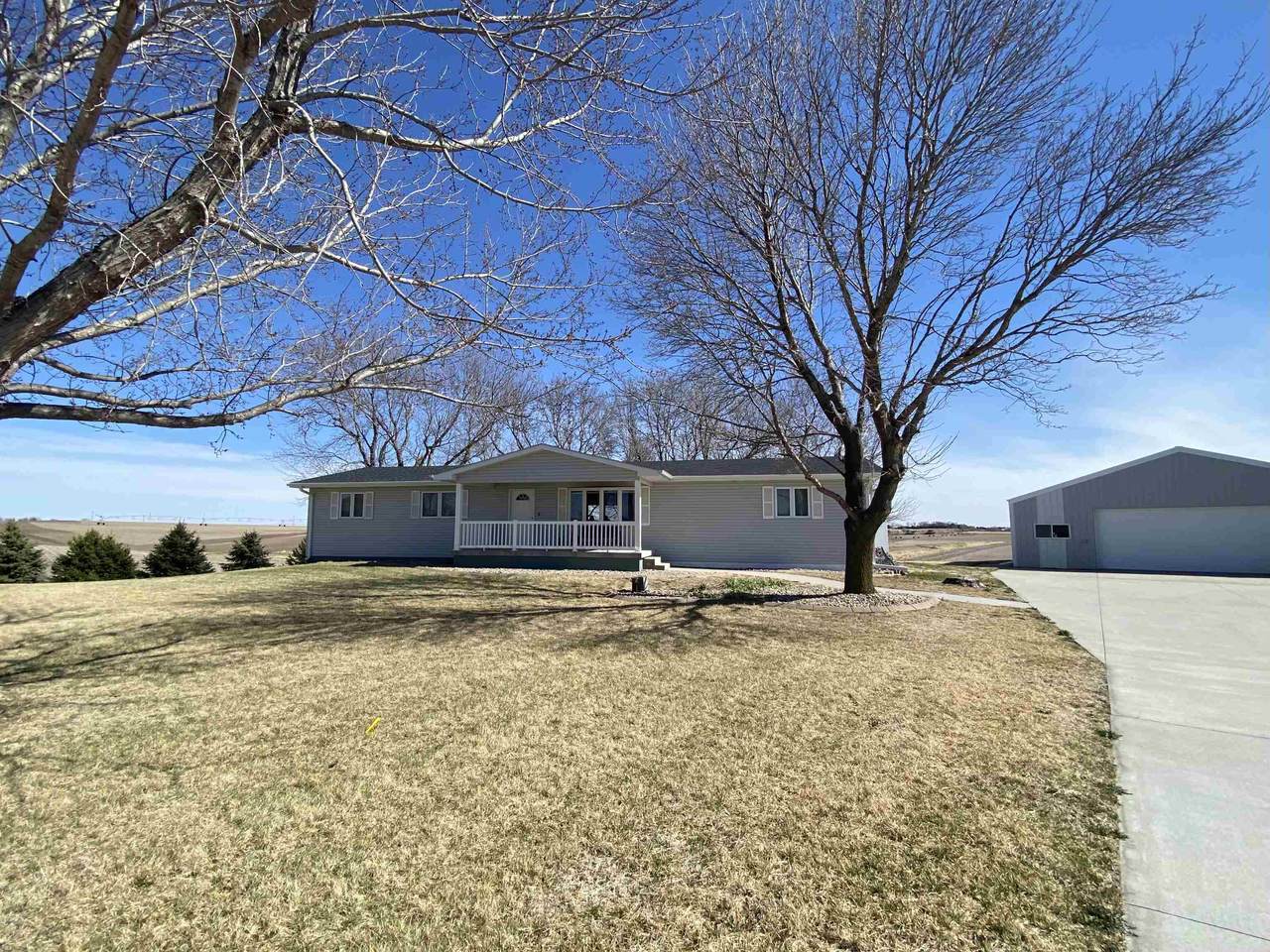 6015 12th Street - Photo 1