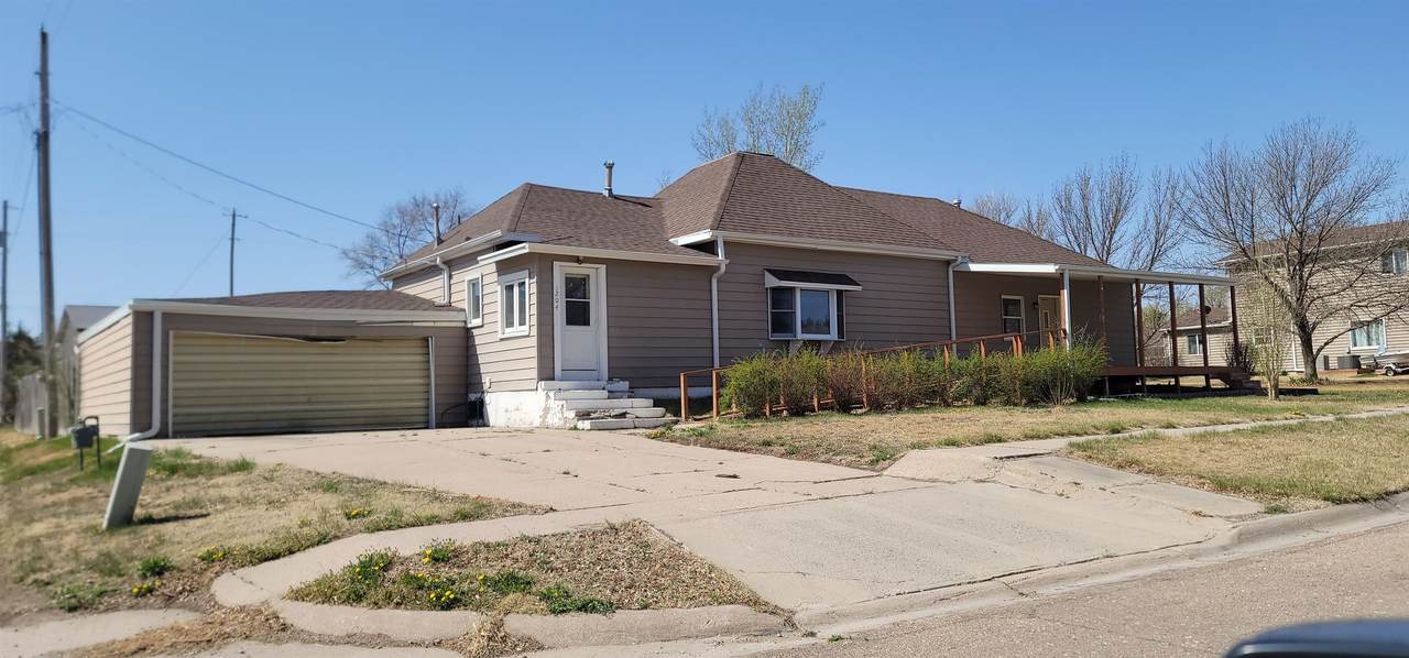 1204 Johnson Street - Photo 1