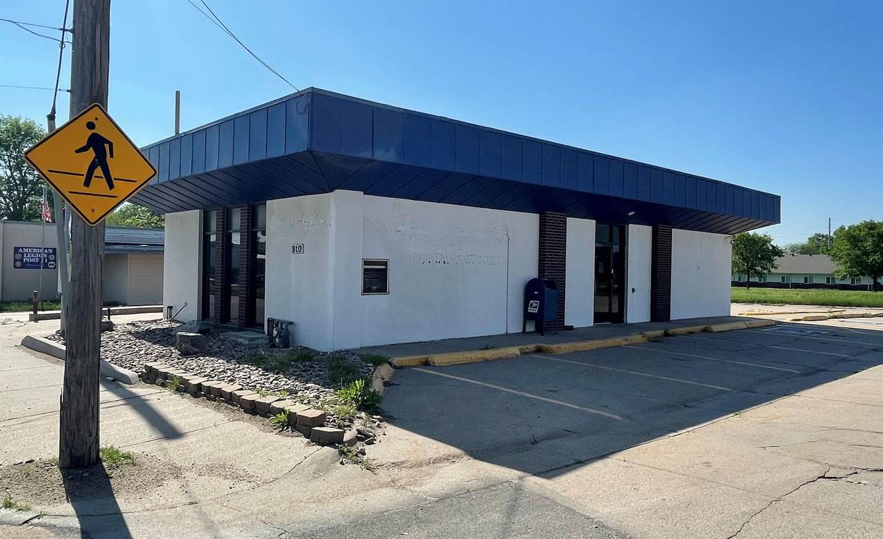 910 South Street - Photo 1