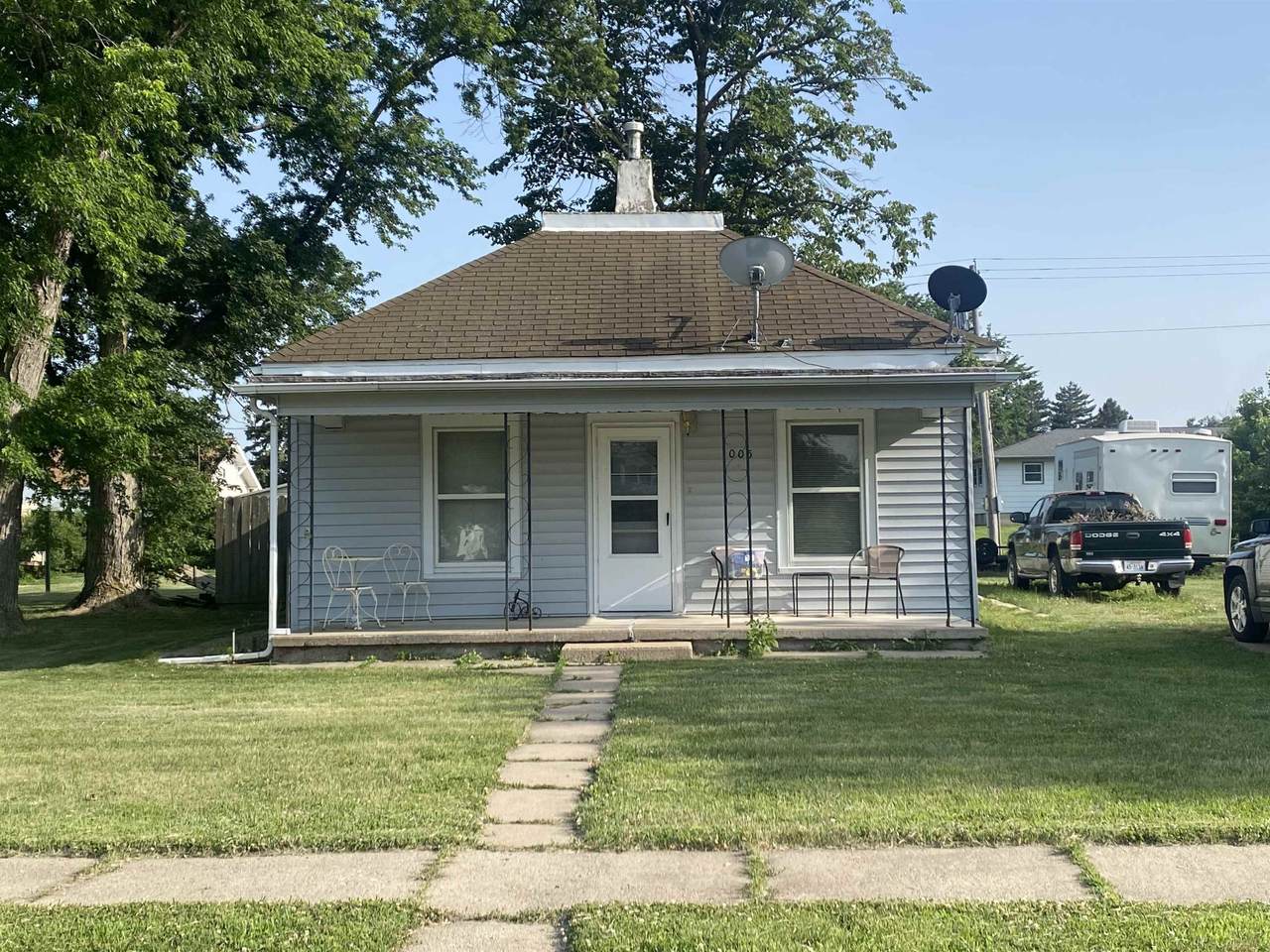 1005 Saline Street - Photo 1