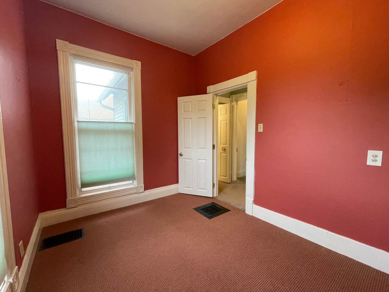 522 22nd Street - Photo 1