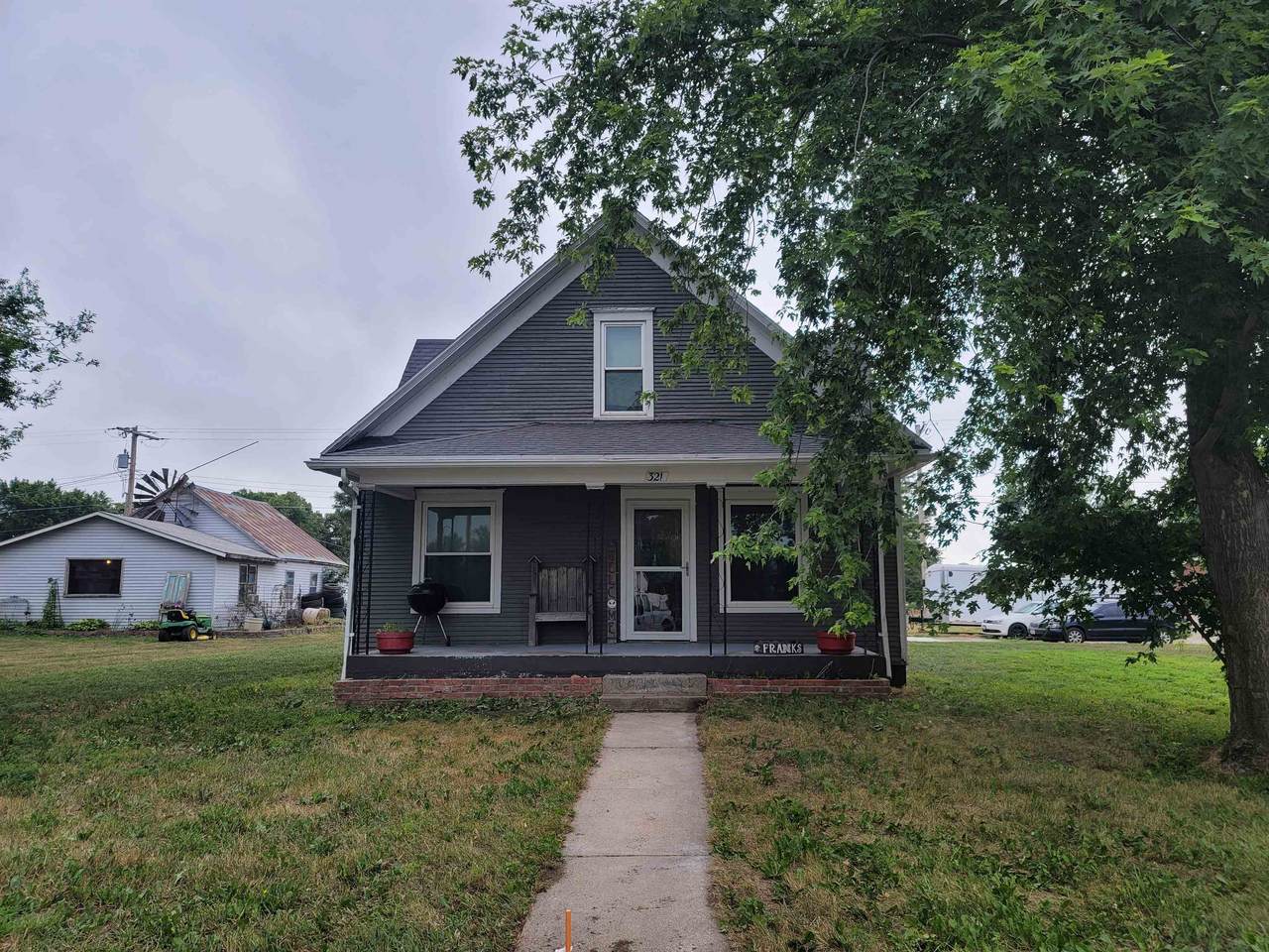 321 Cedar Street - Photo 1