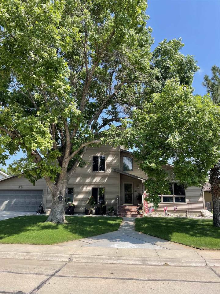 16 Owens Drive - Photo 1