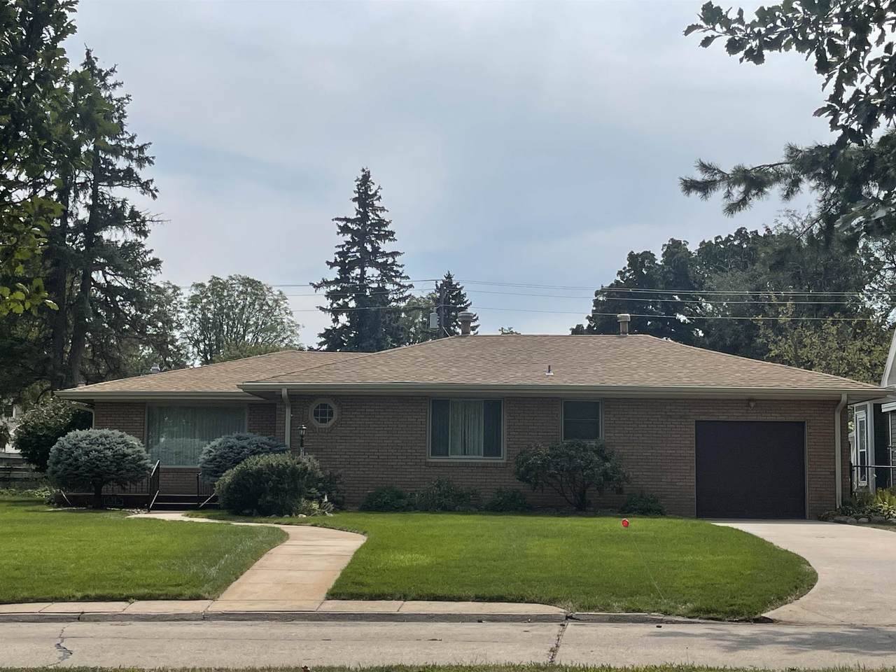 514 Forest Boulevard - Photo 1