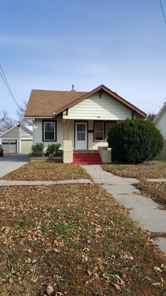 1004 Minnesota Avenue - Photo 1