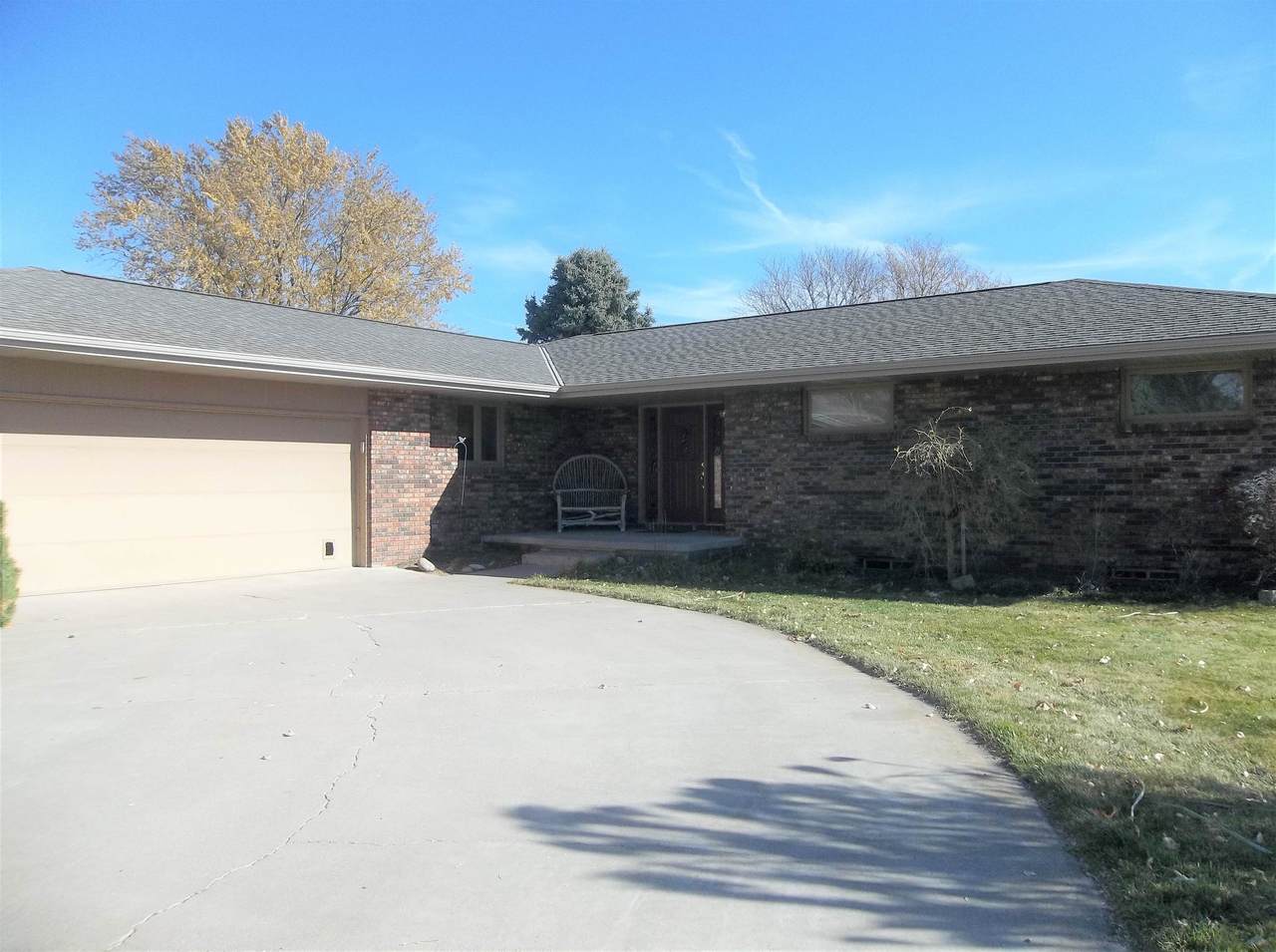 2221 I Avenue - Photo 1