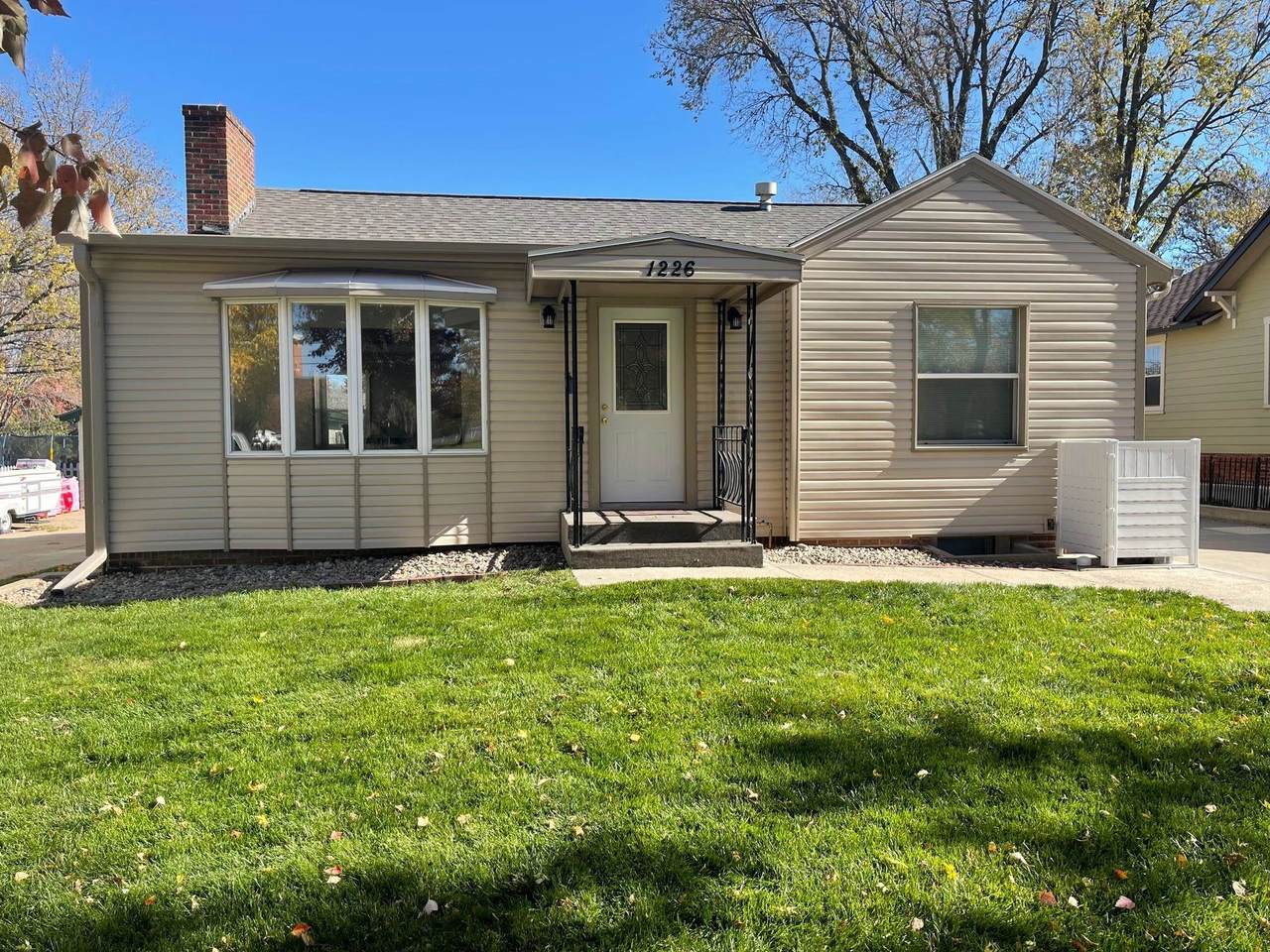 1226 St Joseph Avenue - Photo 1