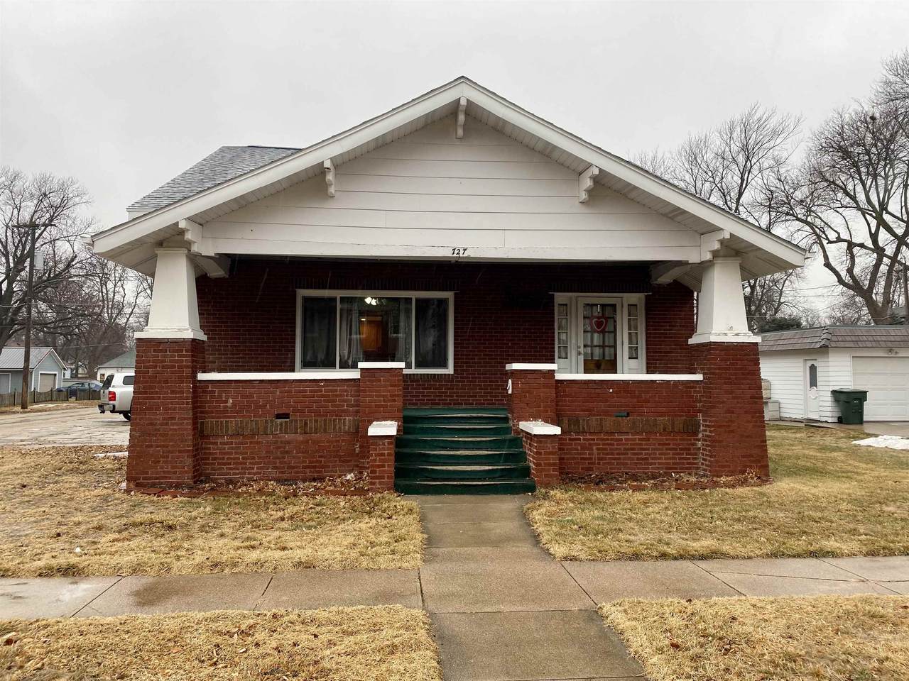 727 Turner Avenue - Photo 1