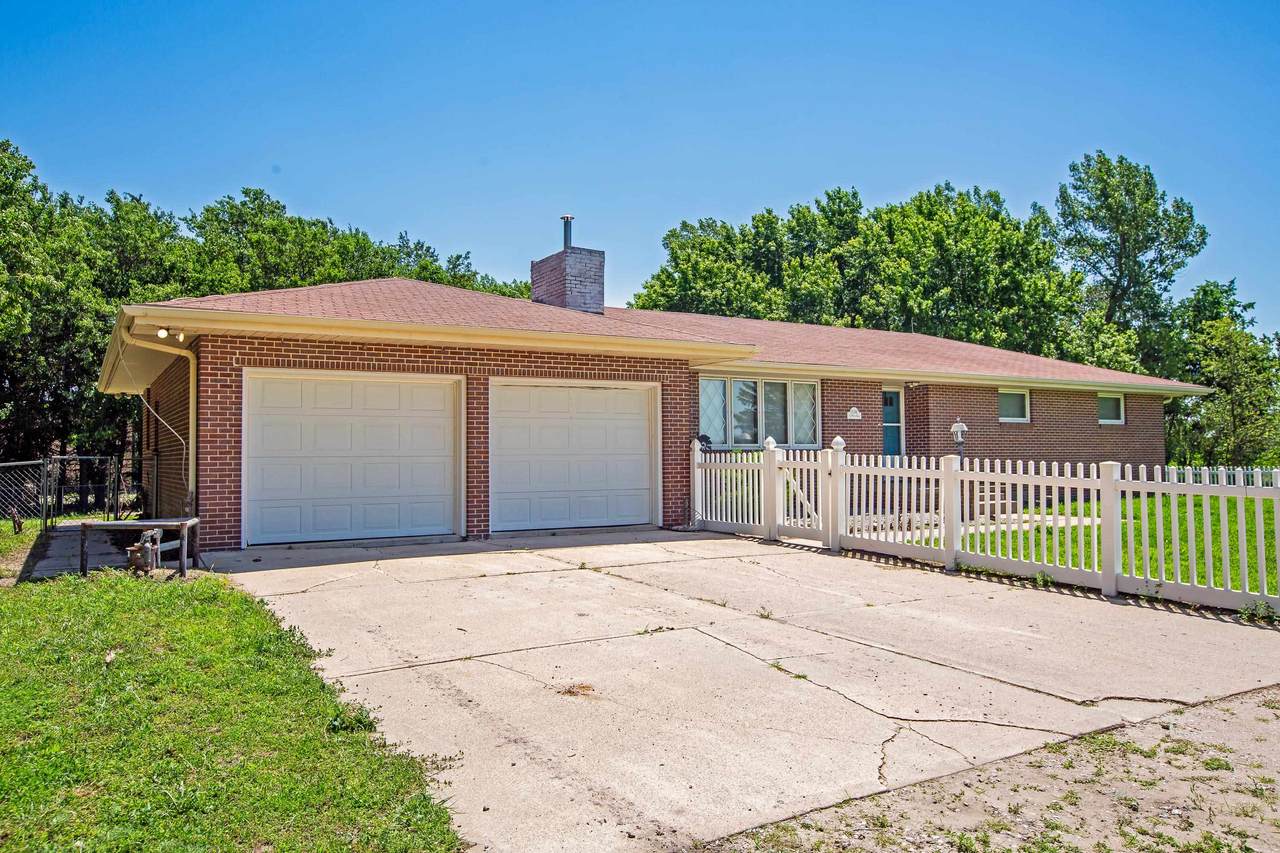 13741 190th Road - Photo 1