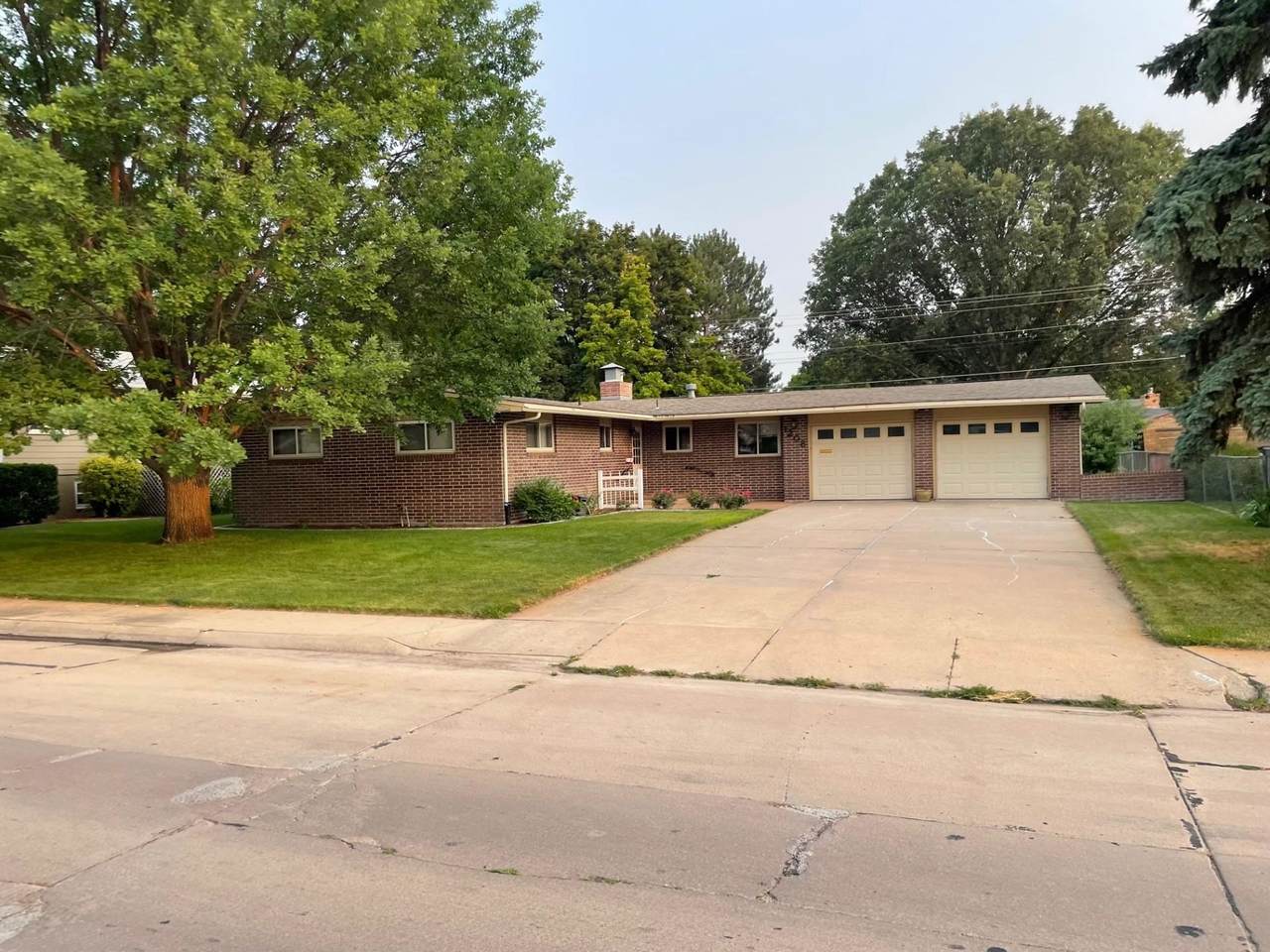 1208 Philip Avenue - Photo 1