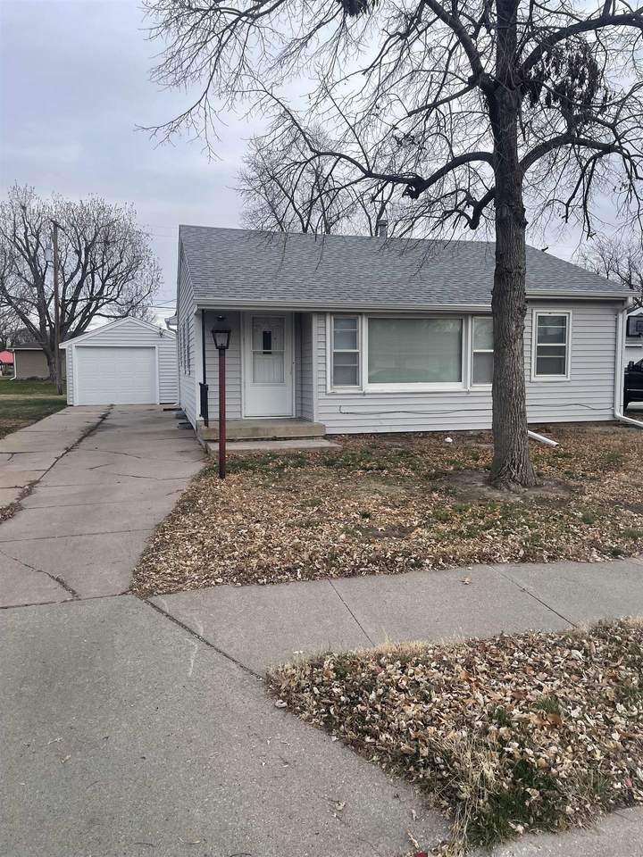 1310 Mcdonald Avenue - Photo 1