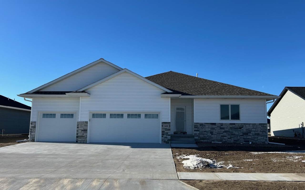 1409 64th Street - Photo 1