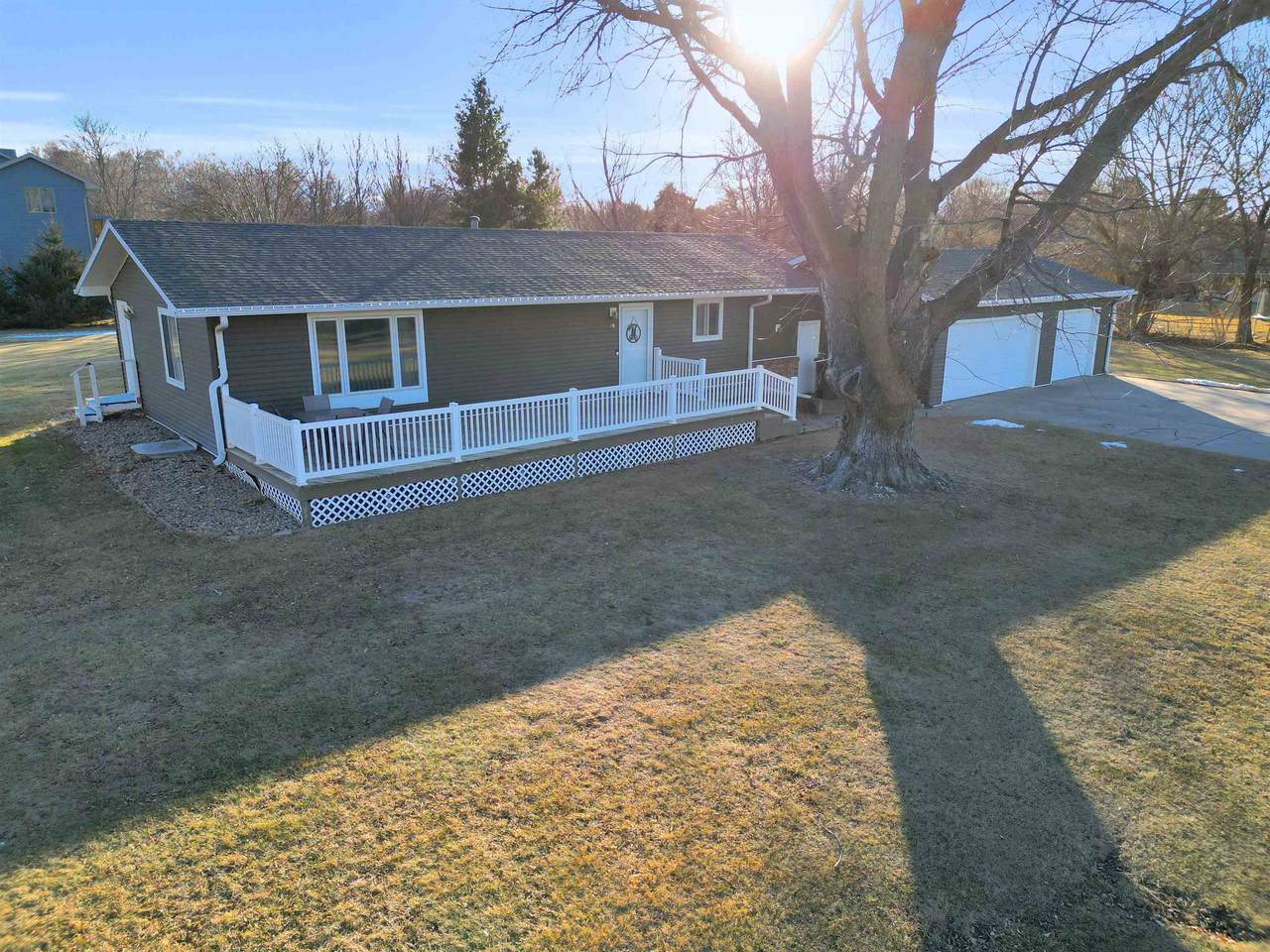 28 Elm Drive - Photo 1