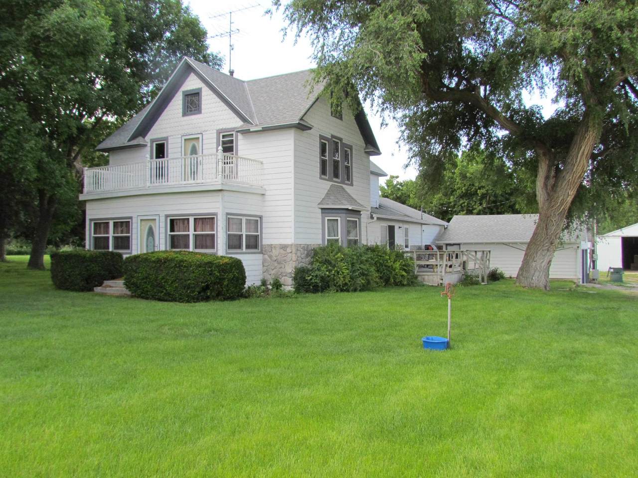 42119 749 Road - Photo 1