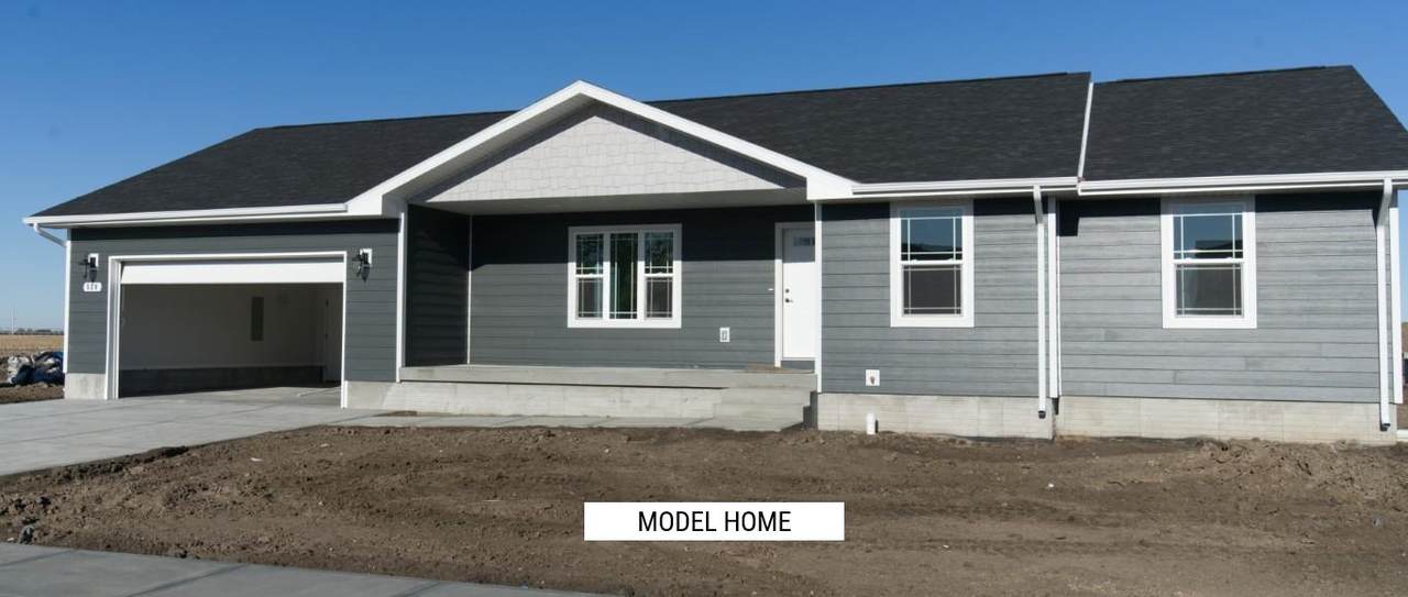 101 Revere Circle - Photo 1