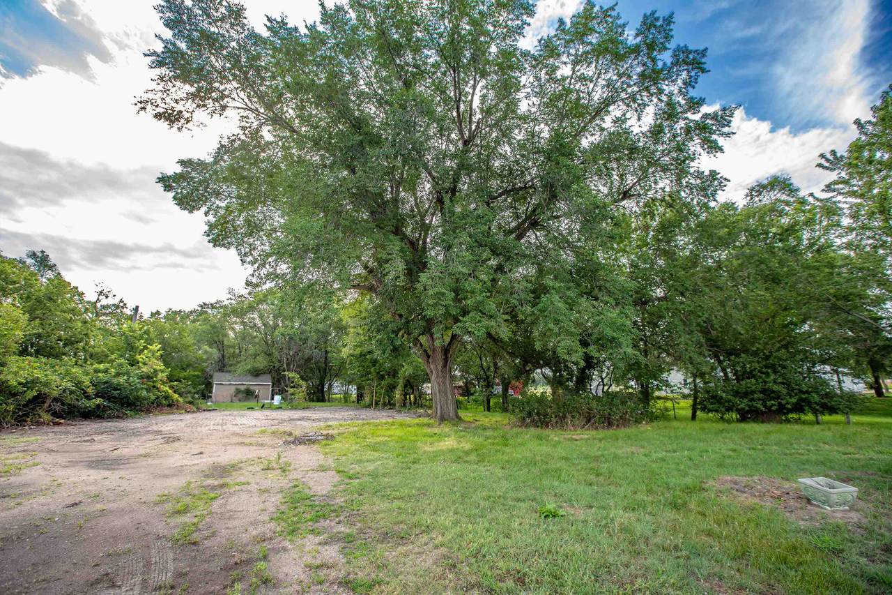 245 M Avenue - Photo 1