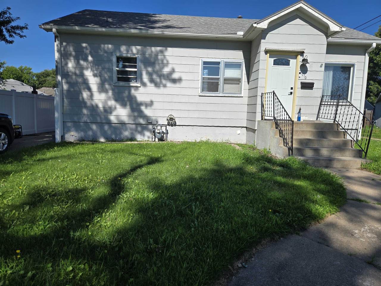 1710 H Avenue - Photo 1
