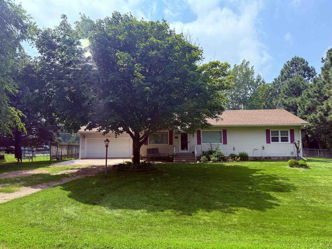 5510 Buffalo Avenue - Photo 1