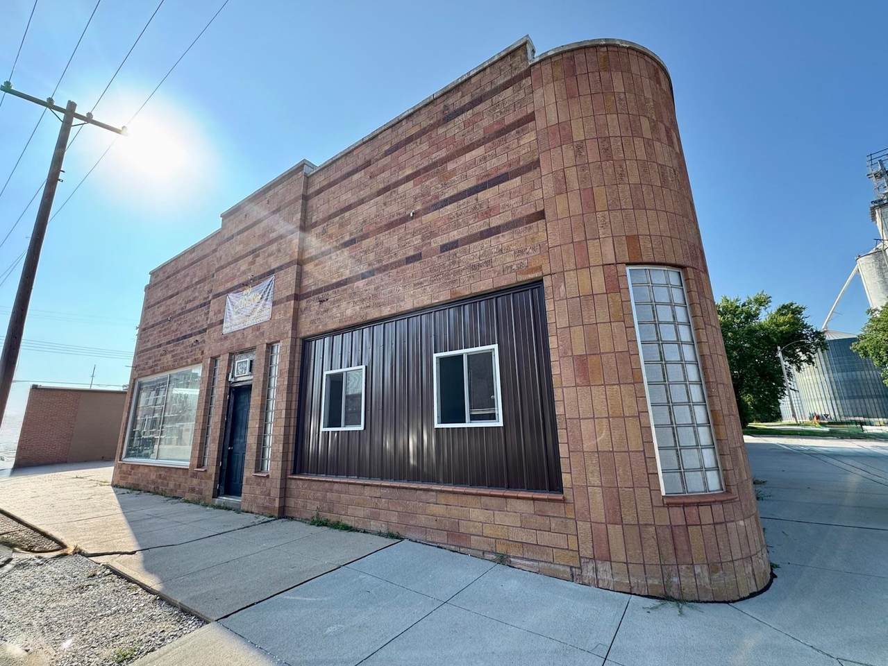 115 Genoa Street - Photo 1