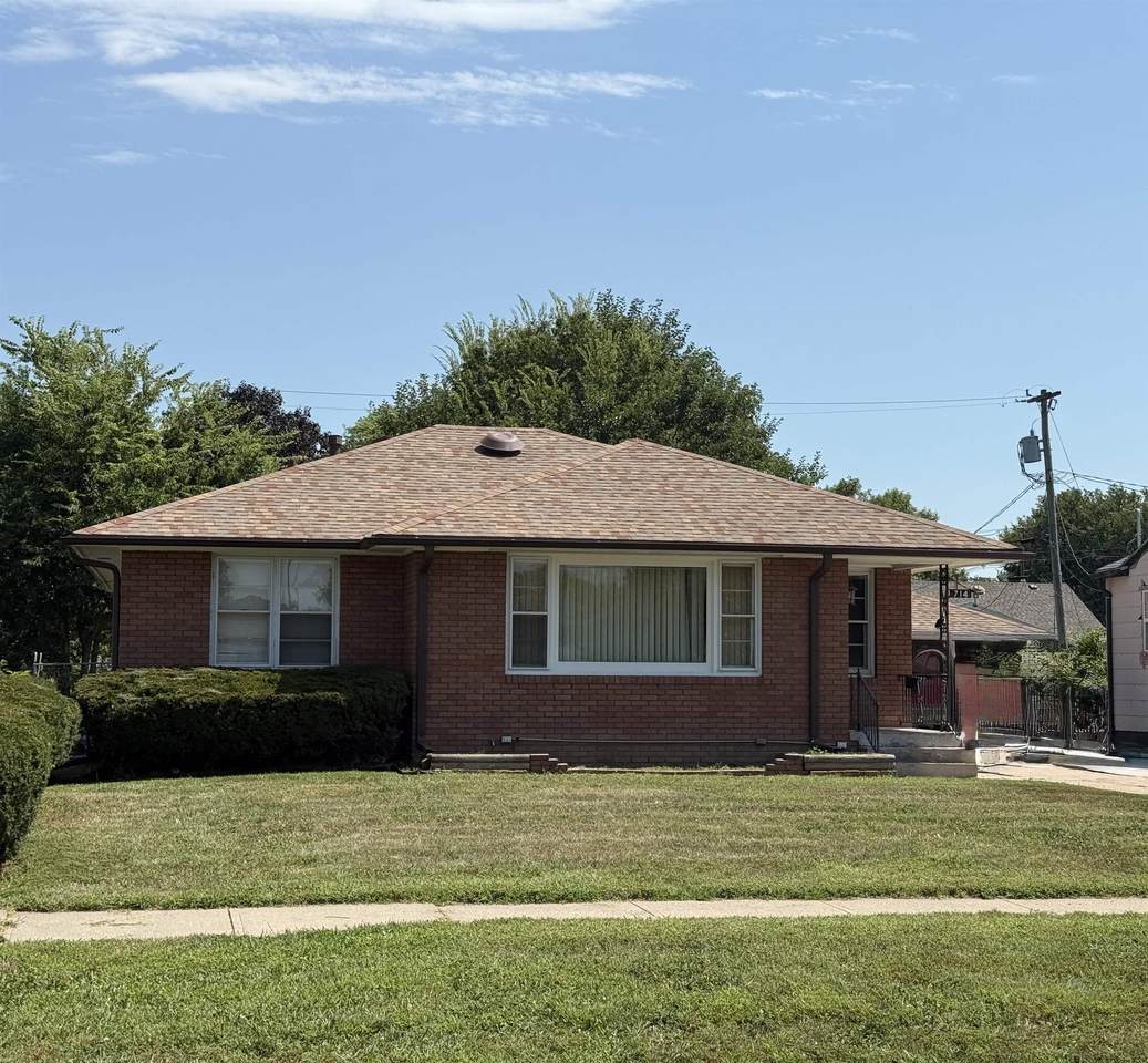 714 Baltimore Avenue - Photo 1