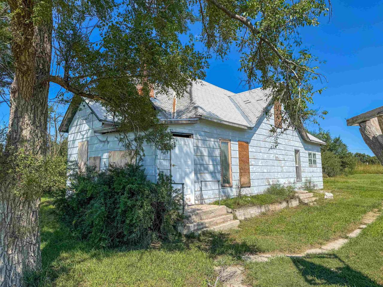 605 T Street - Photo 1