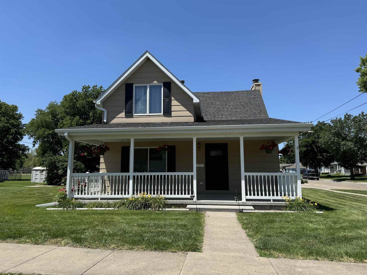 1801 7th Street - Photo 1