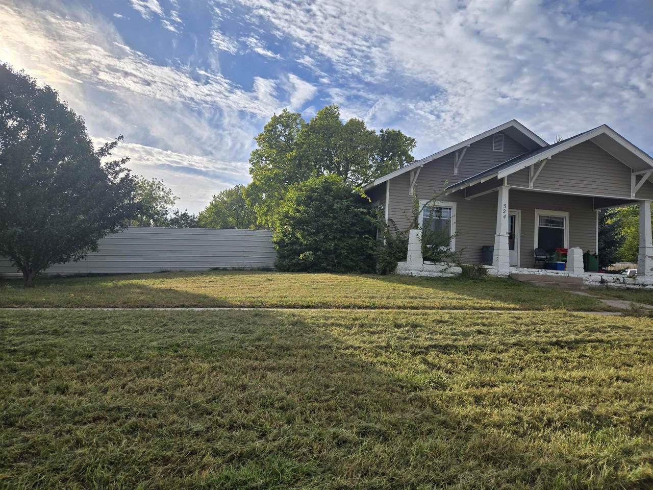 524 Dawson Street - Photo 1