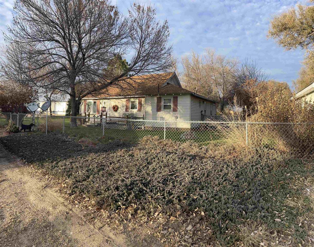 41995 759 Road - Photo 1