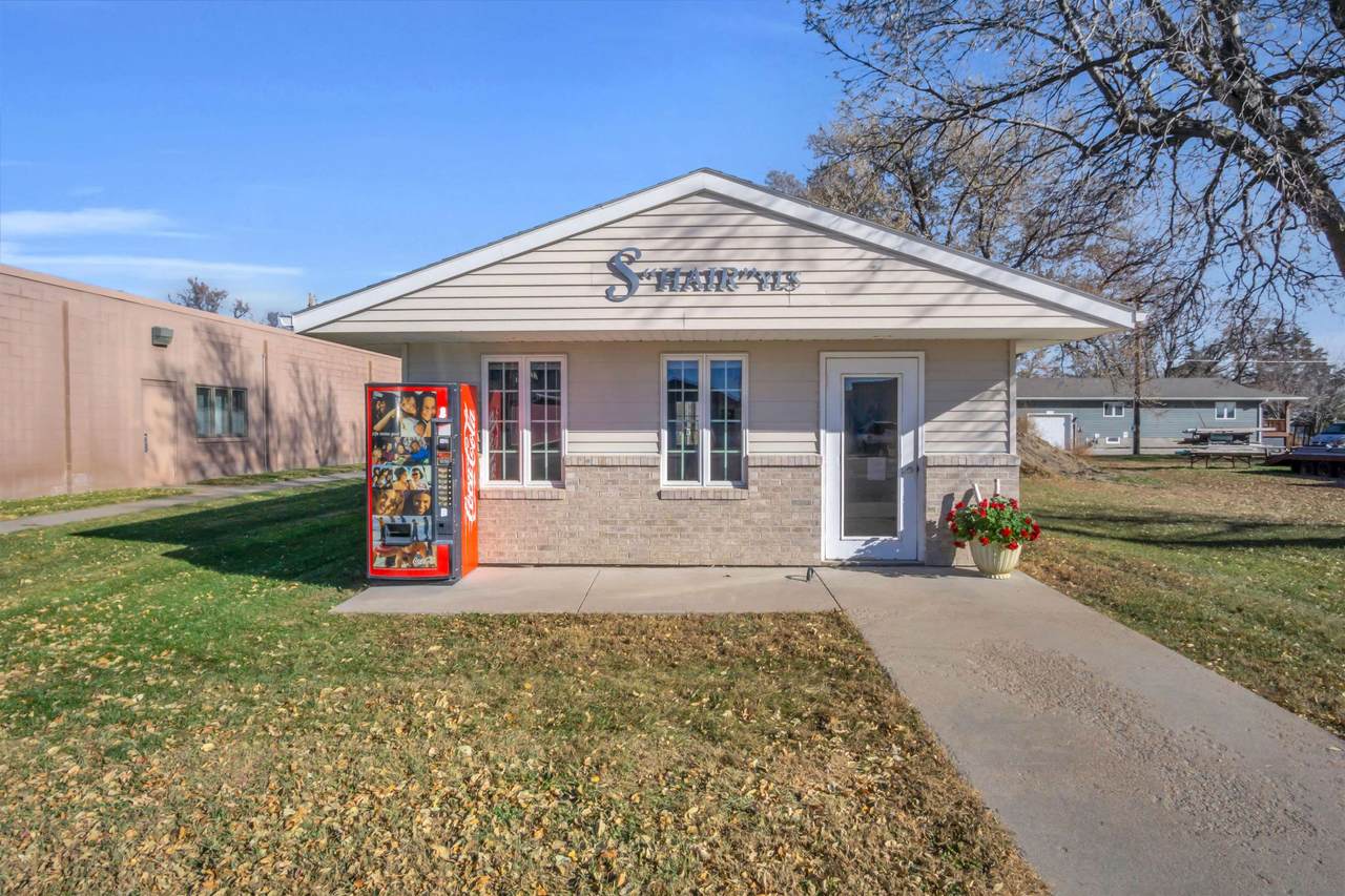 201 3rd Avenue - Photo 1