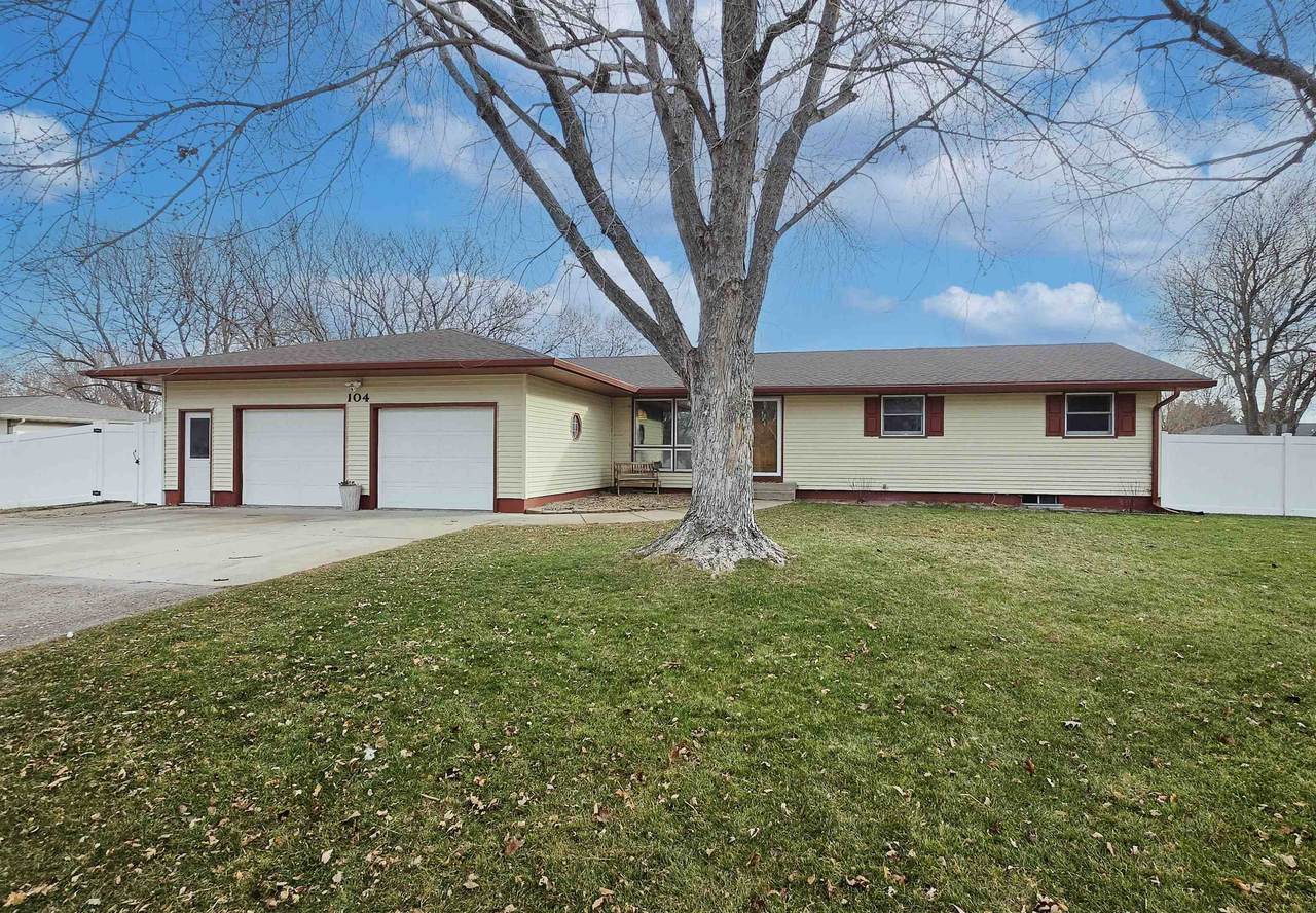 104 Birch Street - Photo 1